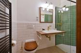 Předzámčí - Luxusní Apartmán - koupelna se sprchovým koutem